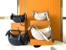Picture of Louis Vuitton Handbags _SKUfw146658947fw